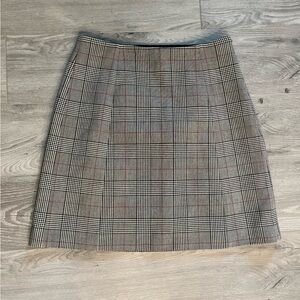 Aritzia Babaton Modern Hopper Mini Skirt Plaid Check size 2